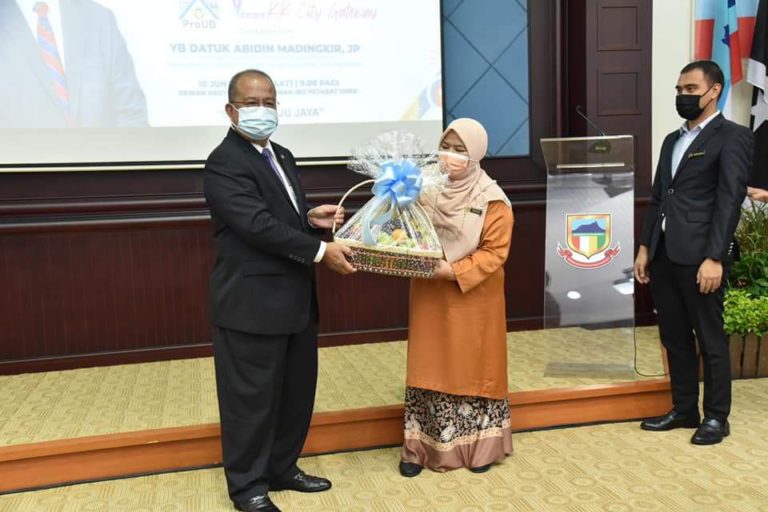 Proud, Vibrant KK City Gateway tambah baik perkhidmatan kepada pembayar cukai