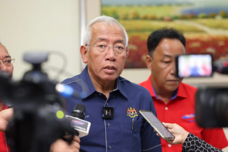 Tiada projek KPLB ditangguh walaupun berlaku kenaikan harga bahan mentah  -Mahdzir