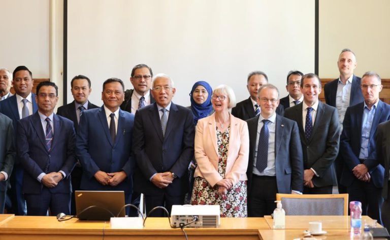 MARA sedia perluas kerjasama strategik bidang pengajian baharu pelajar tajaannya ke luar negara