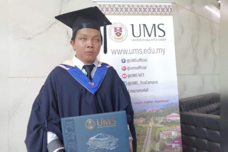 Cacat penglihatan bukan halangan untuk genggam Ijazah