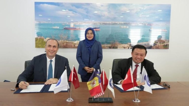 UMS meterai persefahaman dengan dua Universiti di Turkiye