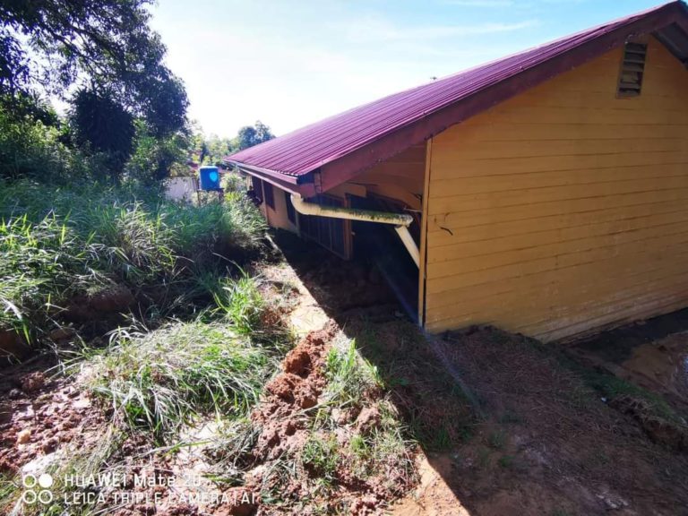 Bangunan SK Sabandil tidak selamat, perlu dipindahkan  – Mohamad
