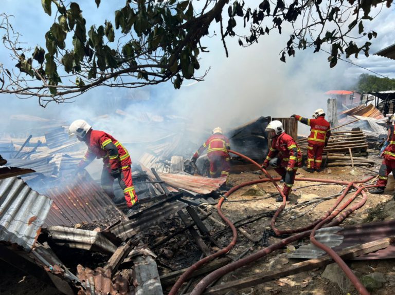 9 rumah setinggan di Kg Saga 3 musnah dalam kebakaran