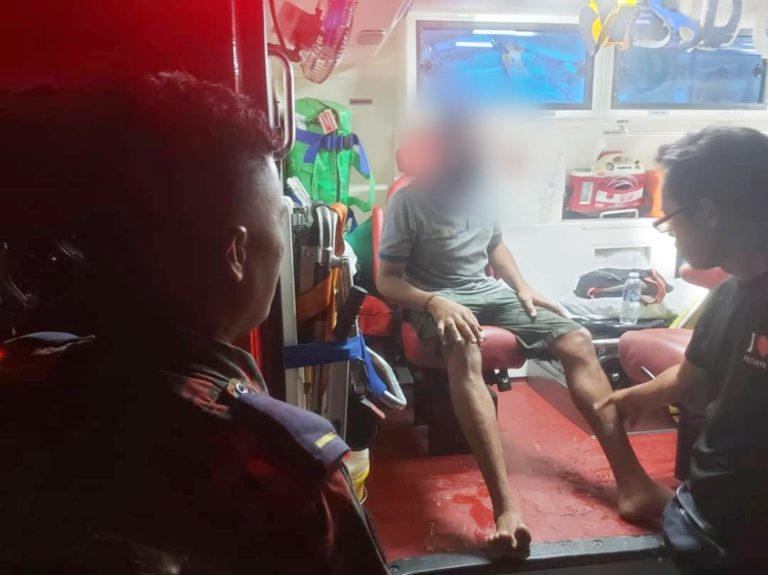 Seorang peluncur udara berjaya diturunkan setelah hampir 10 jam tersangkut atas pokok