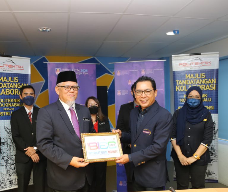 Kolaborasi strategik tingkat pembangunan akademik,kokurikulum