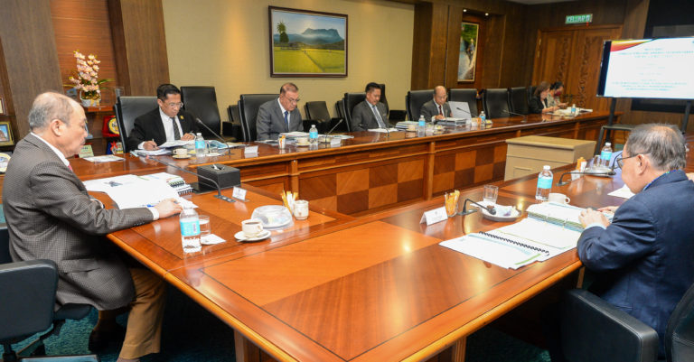 Semak segera agensi kerajaan negeri dan GLC yang tidak berprestasi – Hajiji