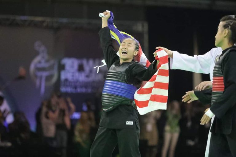 Silat : Muhammad Robial, Nor Farah & Nor Izzatul lakar nama sebagai juara baharu dunia