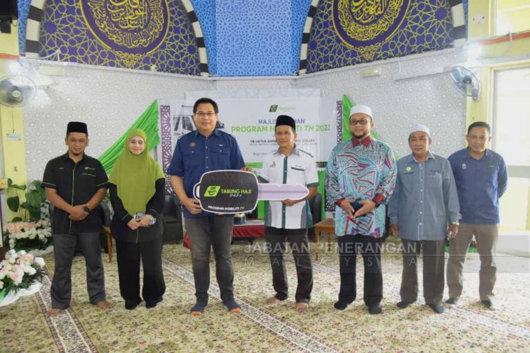 TH serah van serbaguna menerusi Program Mobiliti TH, beri manfaat kepada penduduk terlibat