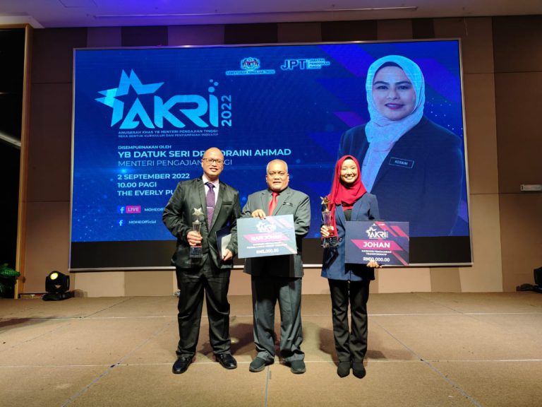 UMS raih dua anugerah pada AKRI 2022