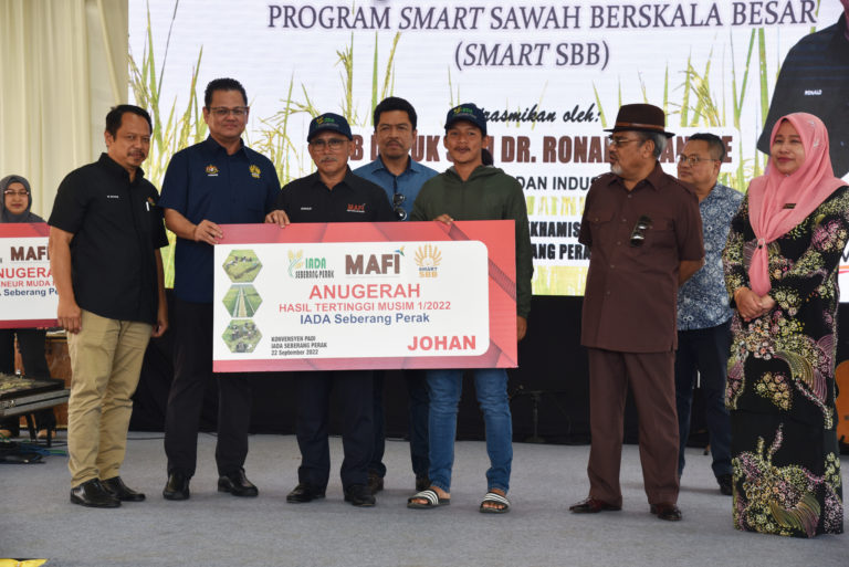 Pengeluaran padi negara berjaya catat peningkatan tahun lalu