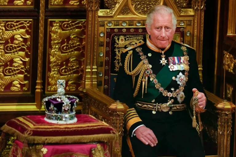 Raja baharu Britain bakal dikenali sebagai Raja Charles III 