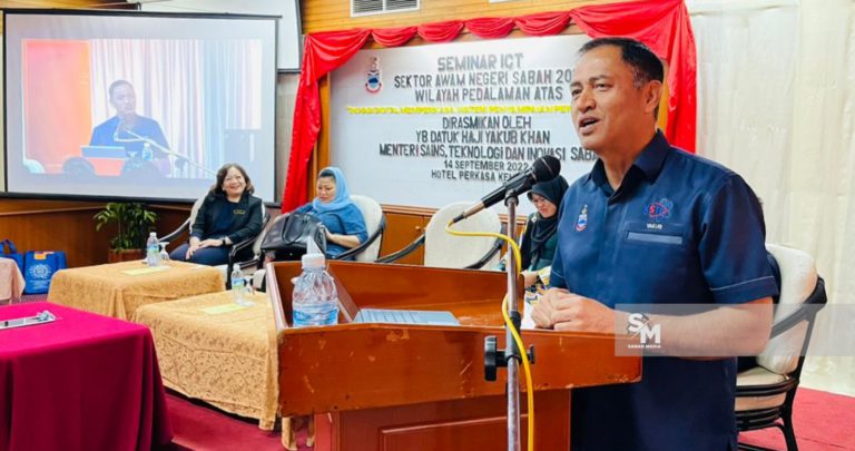 Penggunaan ICT dalam penyampaian perkhidmatan awam perlu bergerak pantas mendepani norma baharu