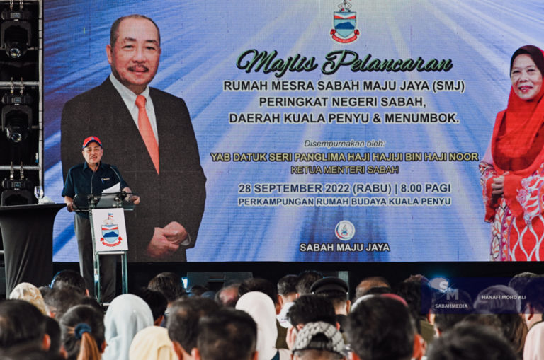Majlis Penyerahan Rumah Sabah Maju Jaya Kuala Penyu