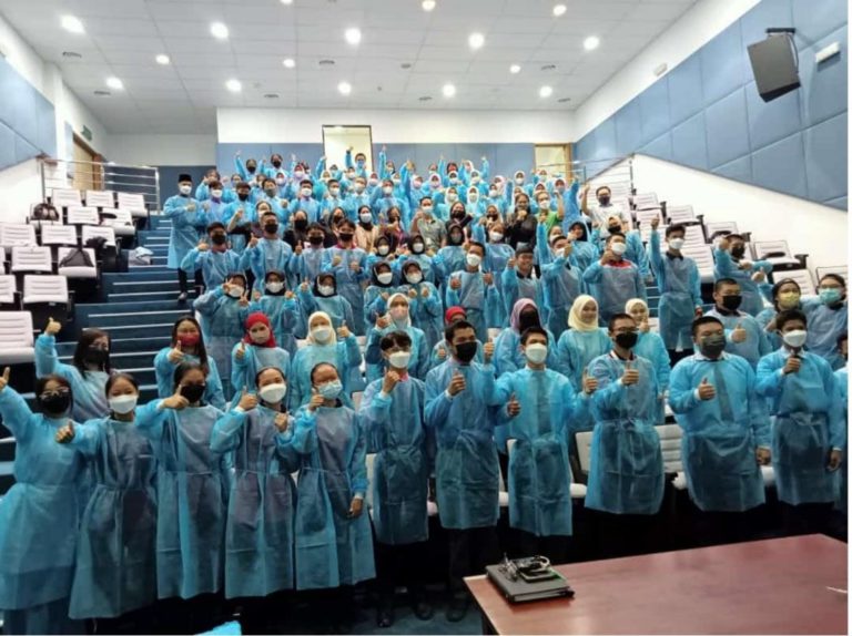 87 peserta sekolah menengah sertai Program ‘Fun@Laboratory’