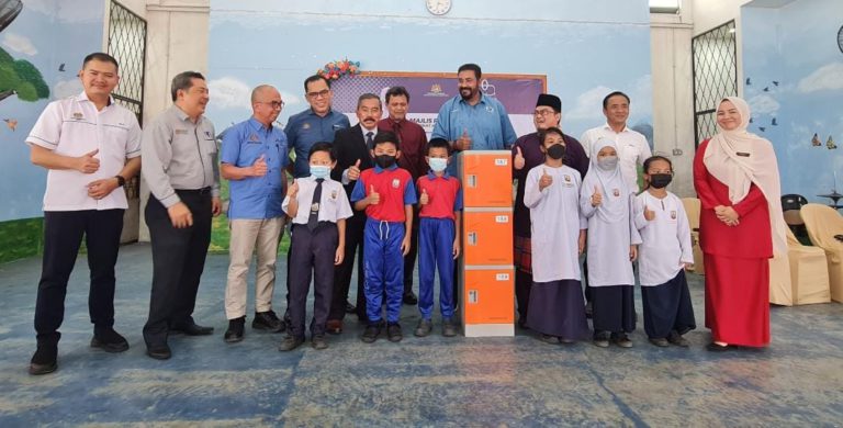124 buah sekolah terpilih bakal terima lokar murid pada fasa pertama