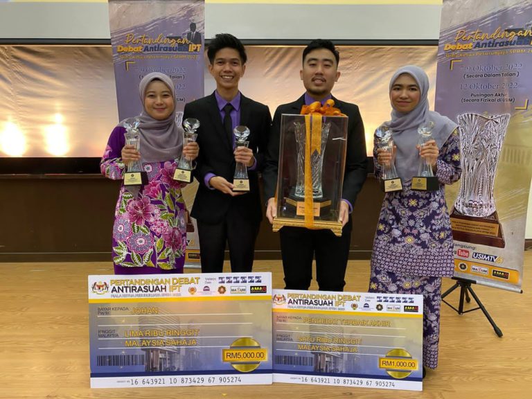 UMS johan Pertandingan Debat Antirasuah IPT