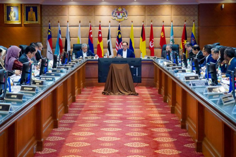 Tiga kertas dibentang dalam mesyuarat NACCOL