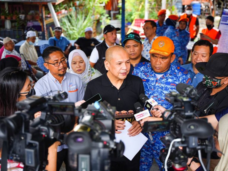 PM arah Fadillah dan Armizan selesaikan perkara berbangkit MA63 dalam tempoh sebulan