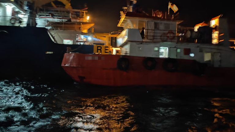 Dua kapal tangki ditahan lakukan pemindahan minyak