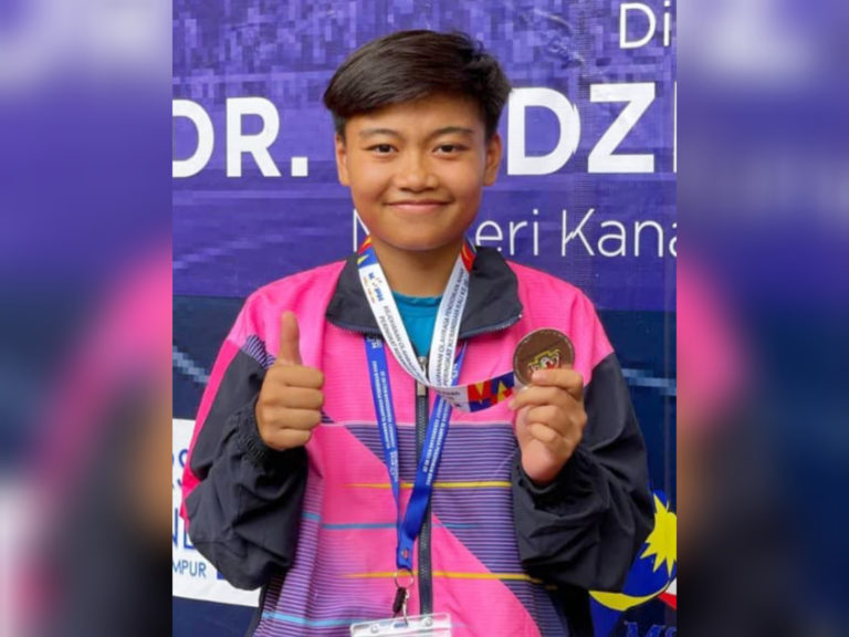 Pelajar Istimewa Malaysia Menang SENIA Student Award Berjumlah RM 6,720