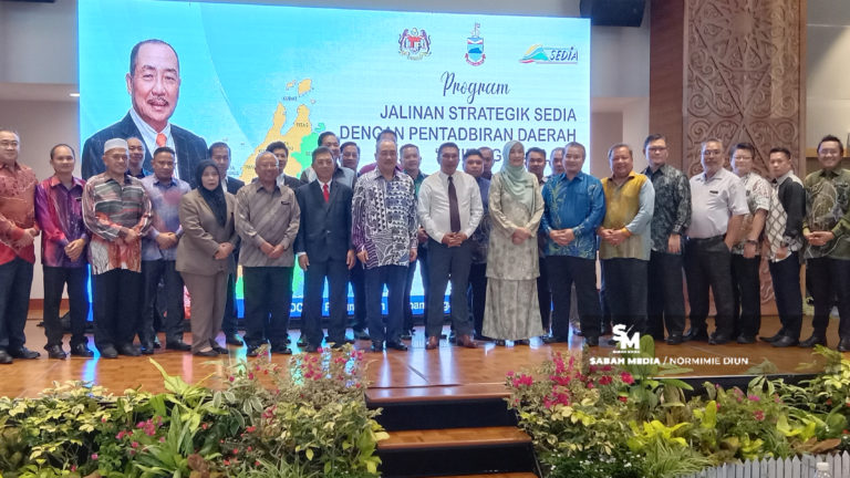 Hajiji mahu program, projek kerajaan disiapkan mengikut jadual