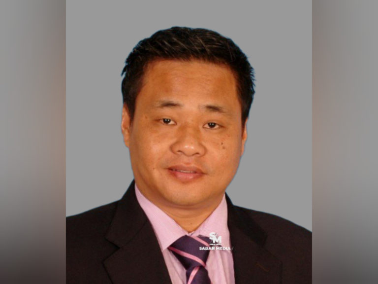 Kerajaan Negeri harus sedia ambil alih pengurusan feri Labuan – Menumbok