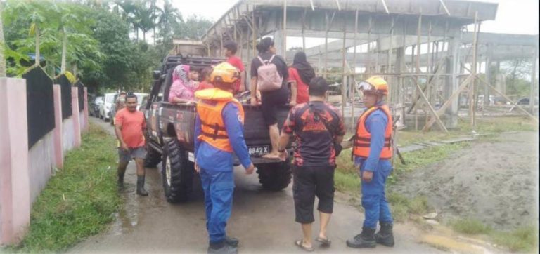 674 mangsa fenomena air pasang, banjir di Sabah dipindahkan ke 8 PPS