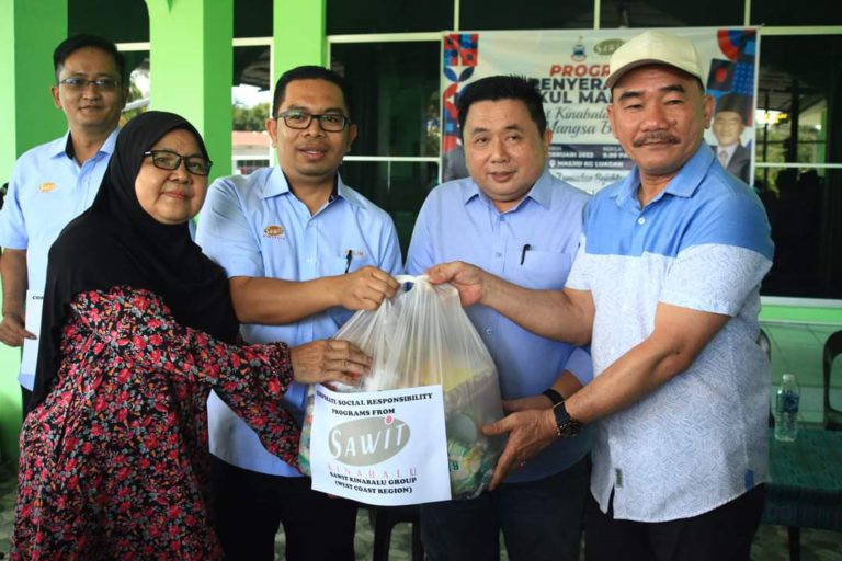 Sawit Kinabalu sumbang 500 bakul makanan di tiga kampung di DUN Lumadan