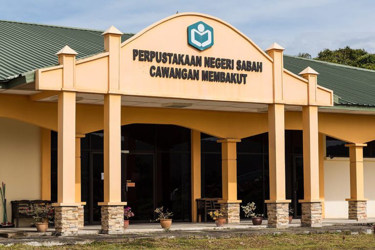 Membakut diwartakan sebagai daerah penuh