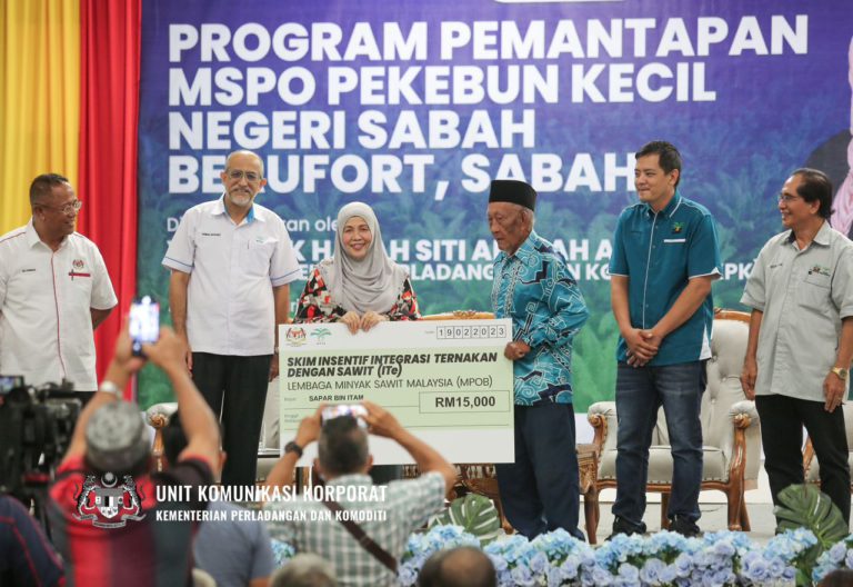 Kerajaan galak pekebun kecil sawit tubuh KPSM