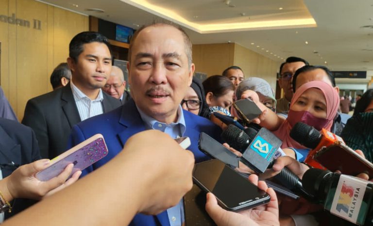 Hajiji terbuka dengan sokongan BN Pusat