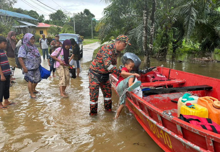 BANJIR KILAT: Sistem perparitan 50 kawasan seluruh Sabah telah dibersihkan