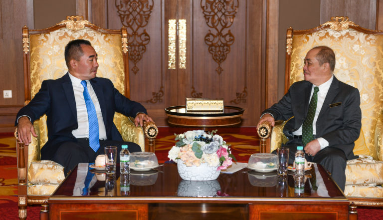 Sabah & Kazakhstan bincang hubungan perdagangan dua hala
