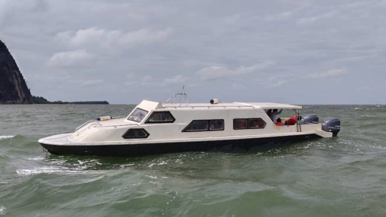 Maritim Malaysia tahan bot tanpa nombor pendaftaran