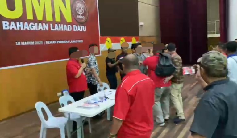 Polis hentikan Mesyuarat Perwakilan UMNO Bahagian P.188 Lahad Datu