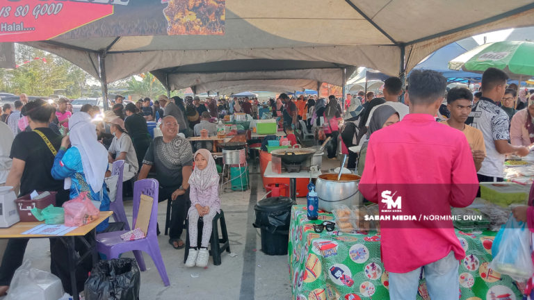 Sambutan sangat baik hari pertama Bazar Ramadan di Palm Square, Kinarut