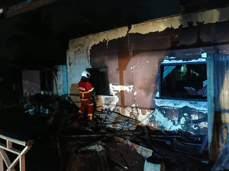 Warga emas OKU rentung dalam kebakaran