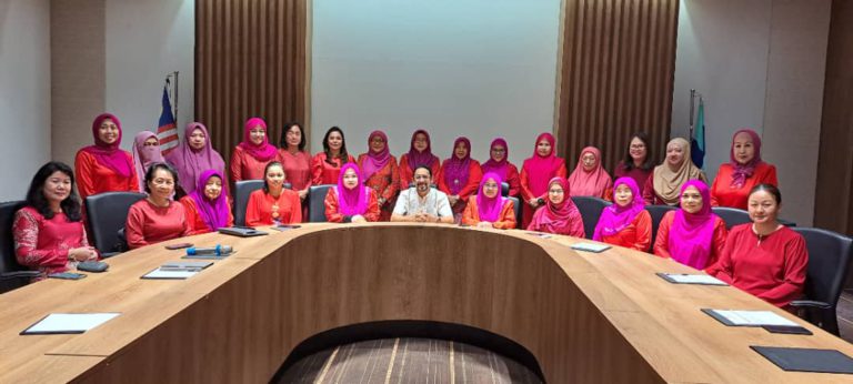 Redonah umum barisan exco Wanita Gagasan Rakyat Sabah