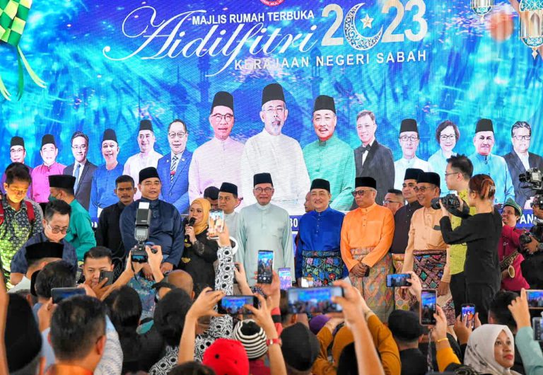 Anwar hadir Majlis Rumah Terbuka Aidilfitri Kerajaan Sabah