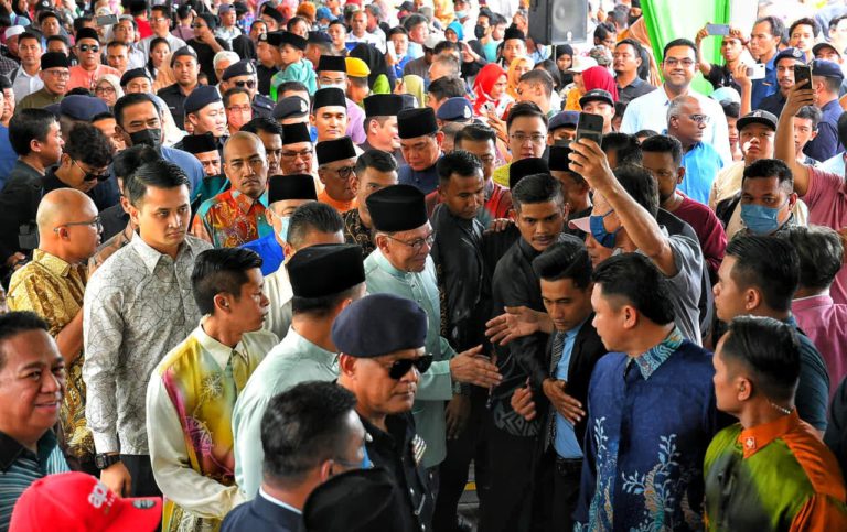 Lebih 20,000 pengunjung meriahkan Majlis Rumah Terbuka Aidilfitri Kerajaan Negeri Sabah