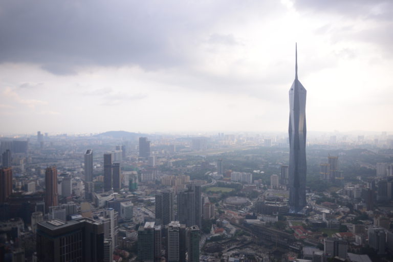 EKONOMI MALAYSIA , AMALAN ESG SERTA PENERAPAN NILAI MADANI