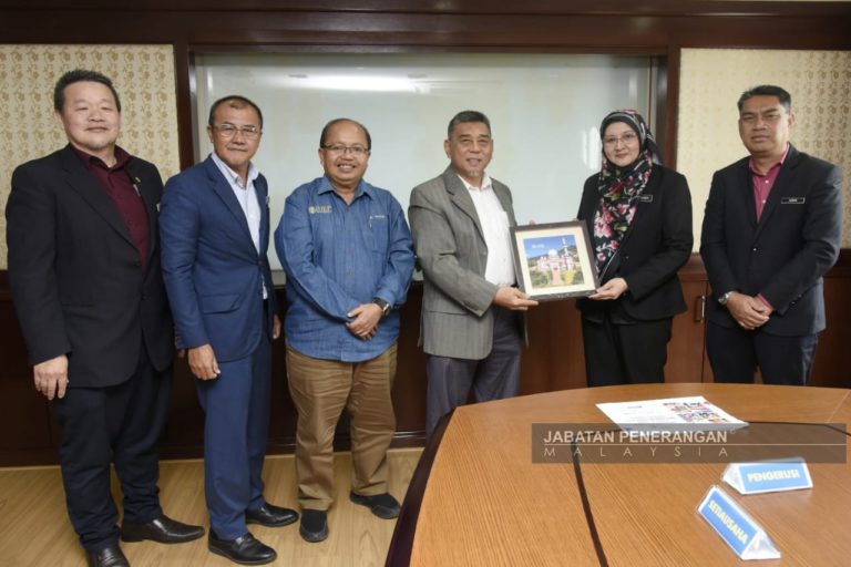 UMS komited jayakan pelancaran logo hari Kebangsaan