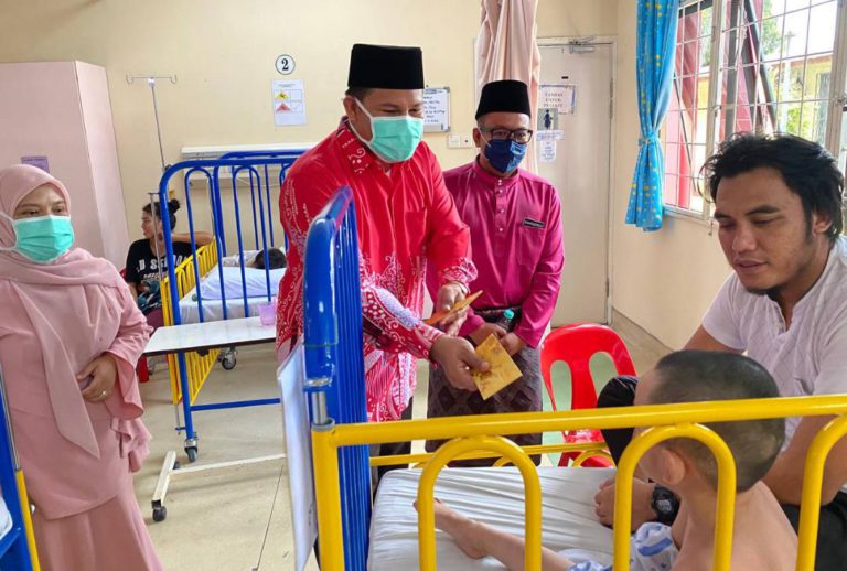 KPVKMSB santuni warga Hospital Semporna sempena sambutan Hari Raya