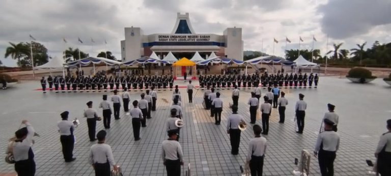 DUN Sabah : Istiadat pembukaan keempat DUN diawalkan elak strok haba