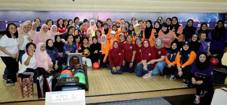 Perlawanan persahabatan boling:  MUTIARA GRS & NGO