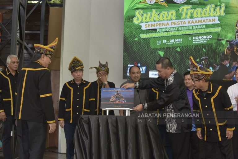 Sukan tradisi Kaamatan dibuka secara fizikal