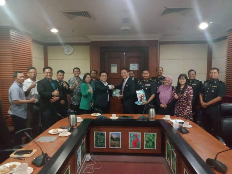 UMS, KPDN Sabah bincang kerjasama bantu perdagangan dan kos sara hidup masyarakat