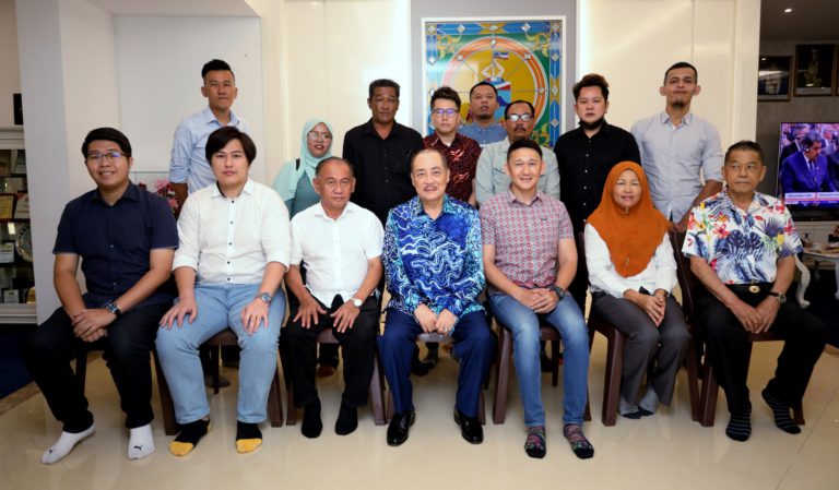 AJK Parti Warisan Bahagian KK umum keluar parti secara kolektif hari ini