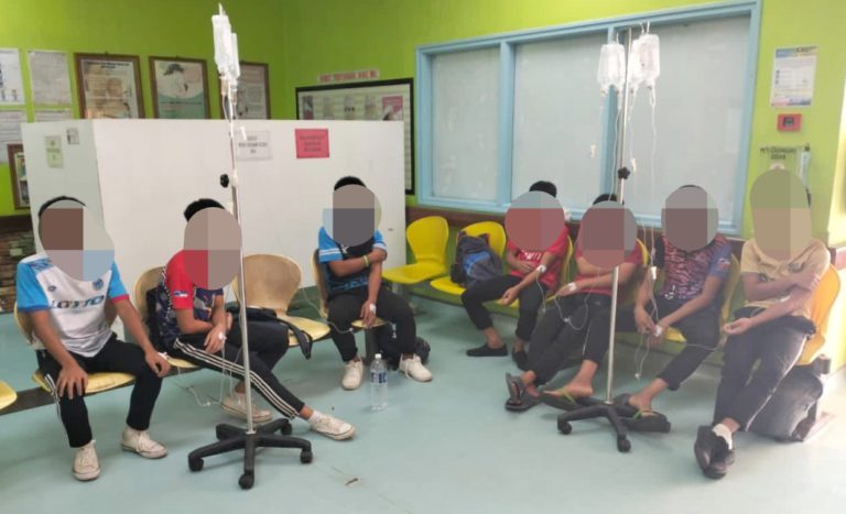 20 pelajar asrama lelaki masuk wad, dua kritikal keracunan spirit