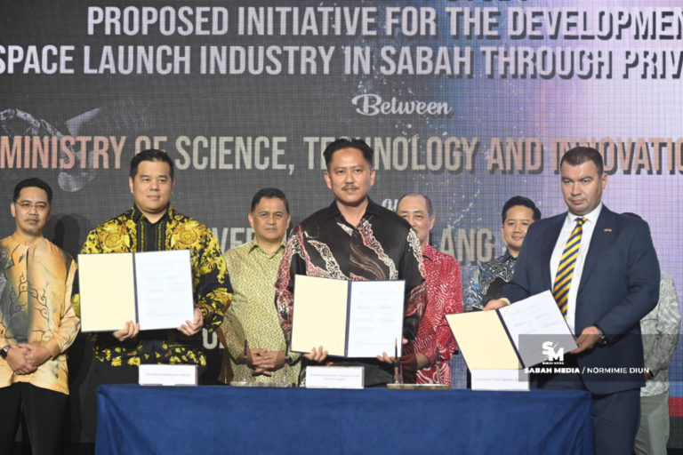 Cadangan Pembangunan Industri Angkasa di Sabah ditandatangani